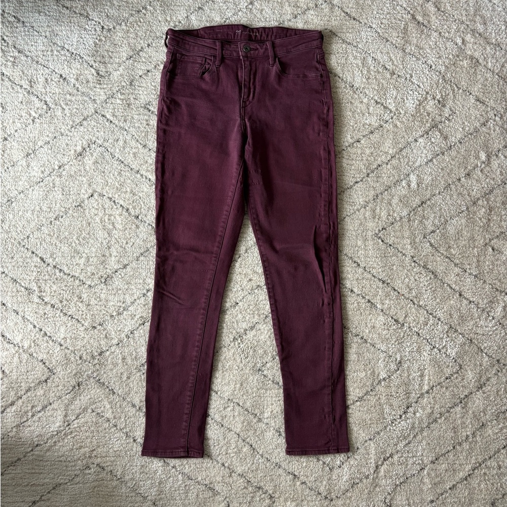 Levi’s Maroon Jeans High Rise Skinny Size 28
